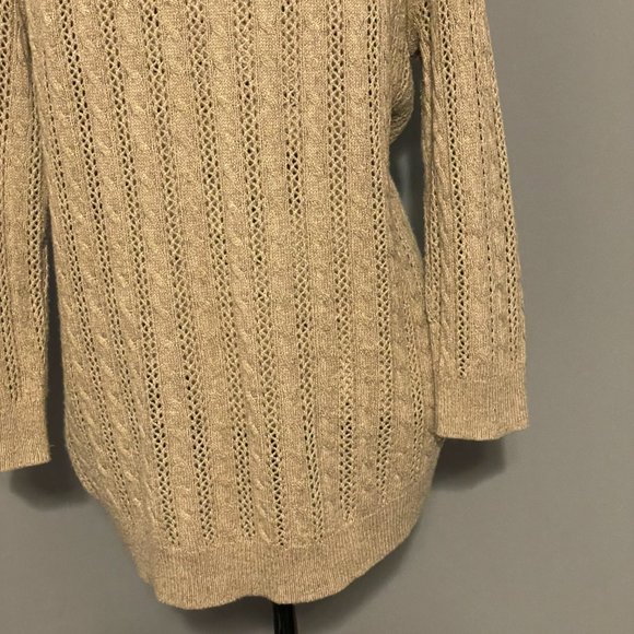 American Eagle Knit Sweater - Picture 6 of 9